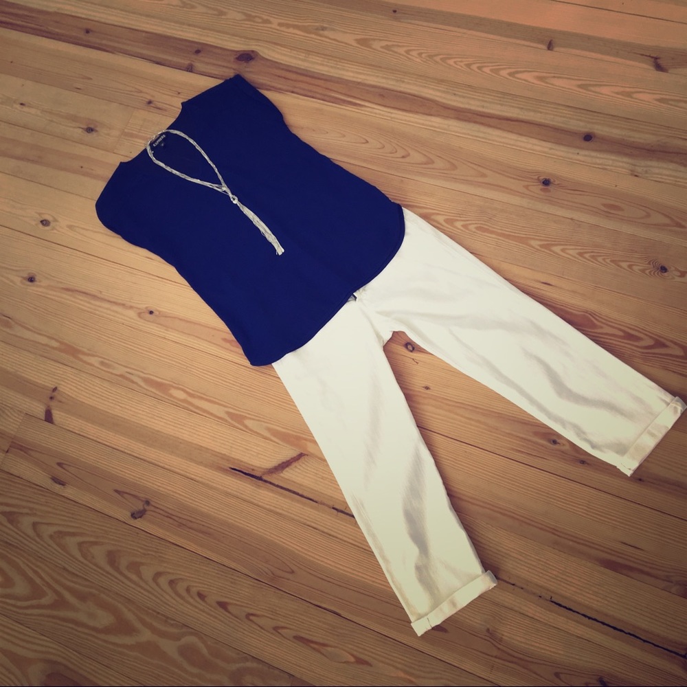 Size XS Royal Blue Express V-Neck Top